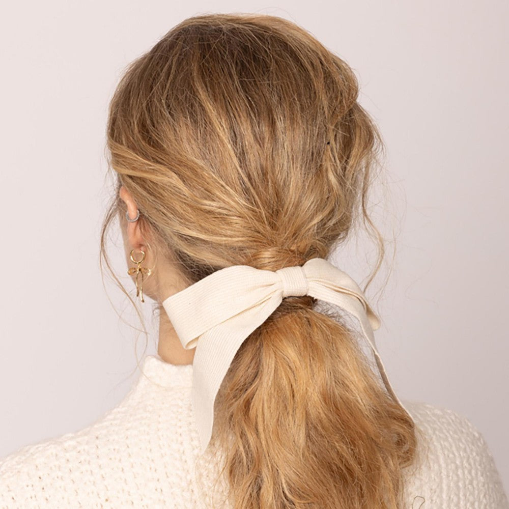 Do Everything In Love Knit Clip In Hairbow