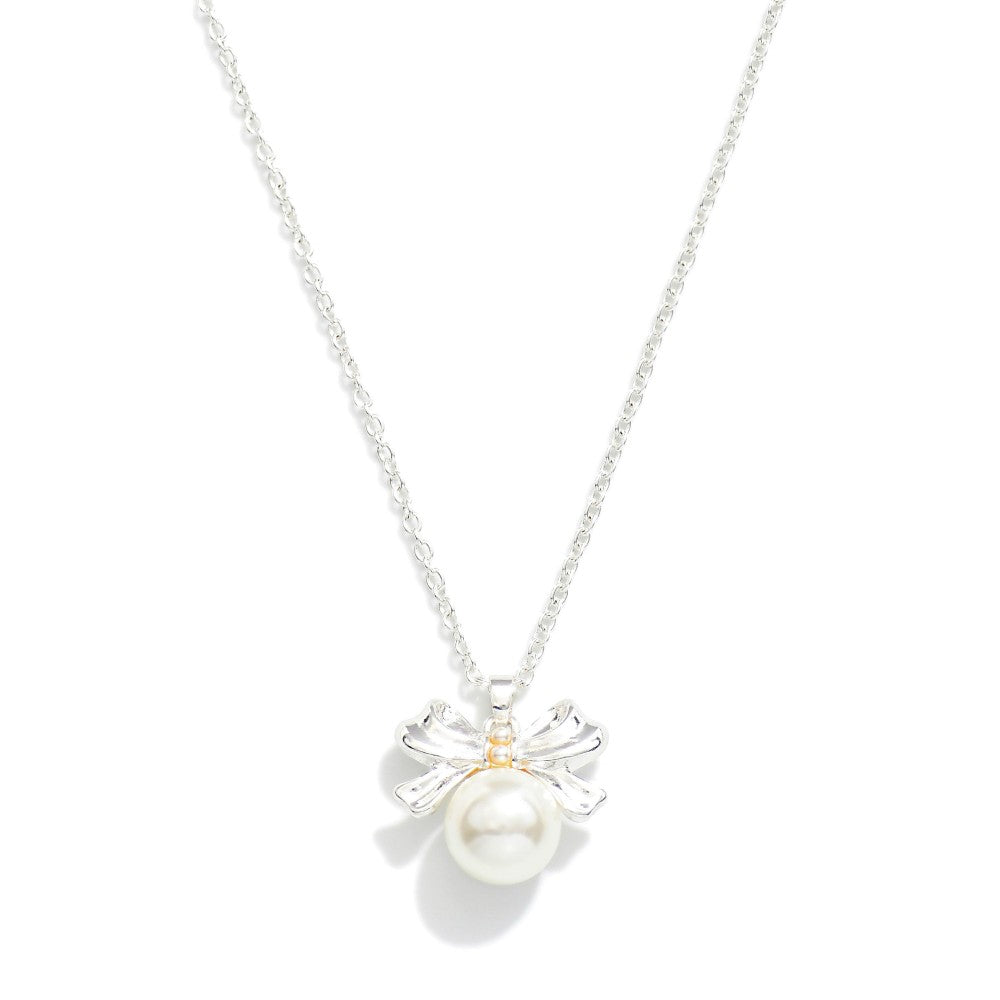 Chain Link Necklace Featuring Pearl and Bow Pendant - Silver