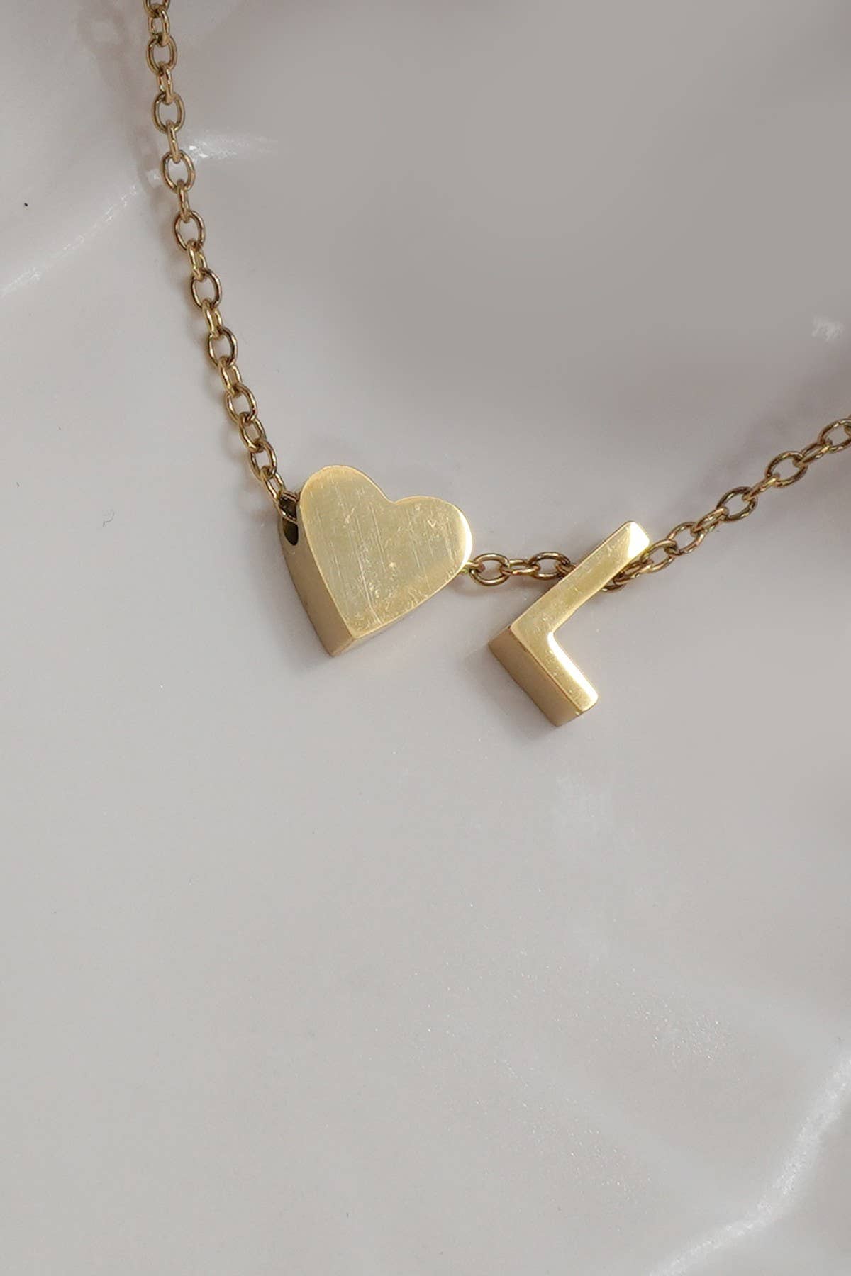 18K STAINLESS STEEL TARNISH FREE INITIAL NECKLACE | E