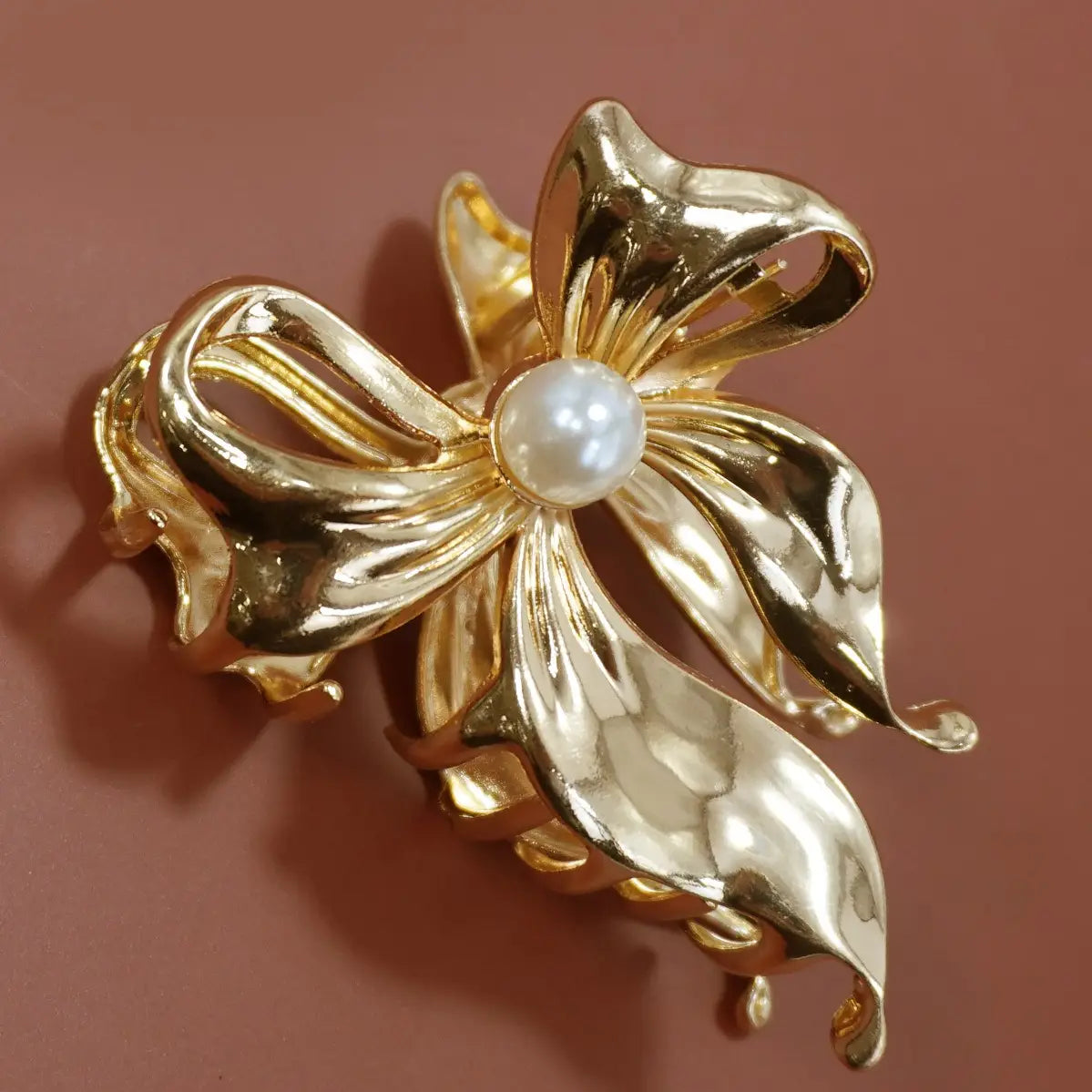 Pearl Bow Alloy Hair Claw Hair Clip