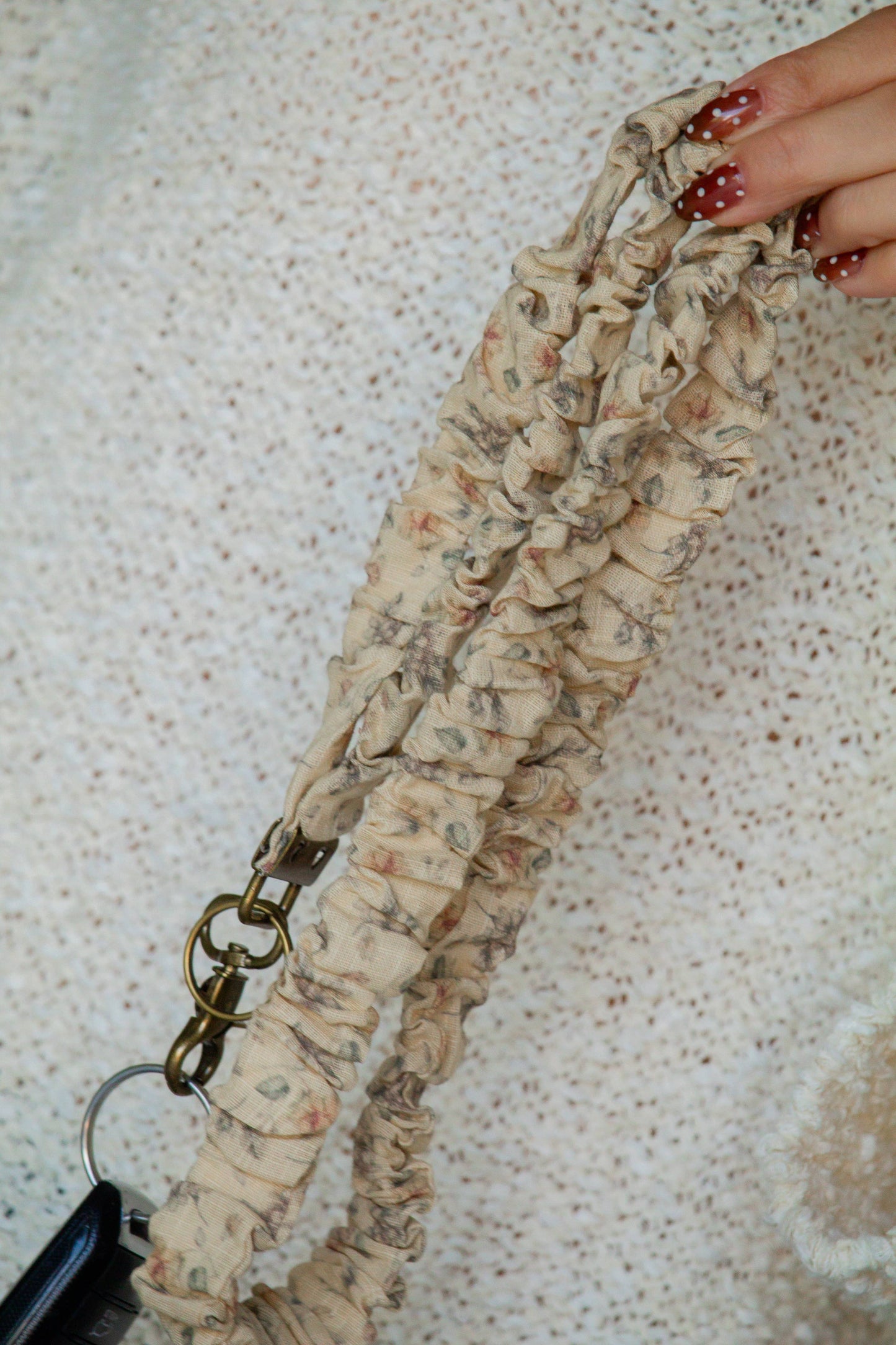 Andi Beige Floral Lanyard