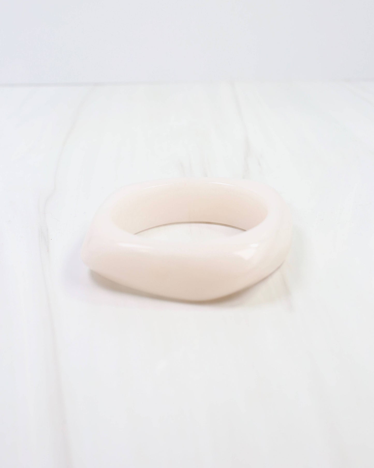 Chelsea Geometric Bangle Bracelet Ivory