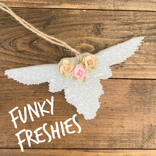 Flowered Longhorn Embellished Freshie