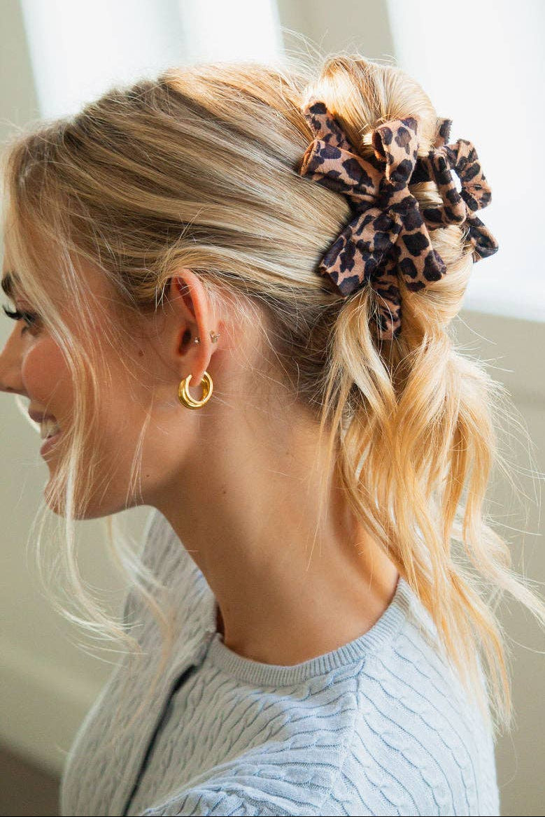 Andi Pretty Wild Leopard Bow Claw Clip